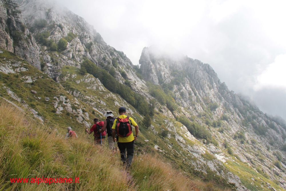 Salita alla Finestra del Grondilice, dal sentiero N.186 versante Est