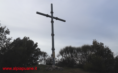 Monte Acuto la Croce in vetta