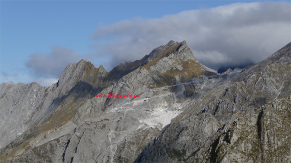 Monte Cavallo a destra e Monte Contrario a sinistra