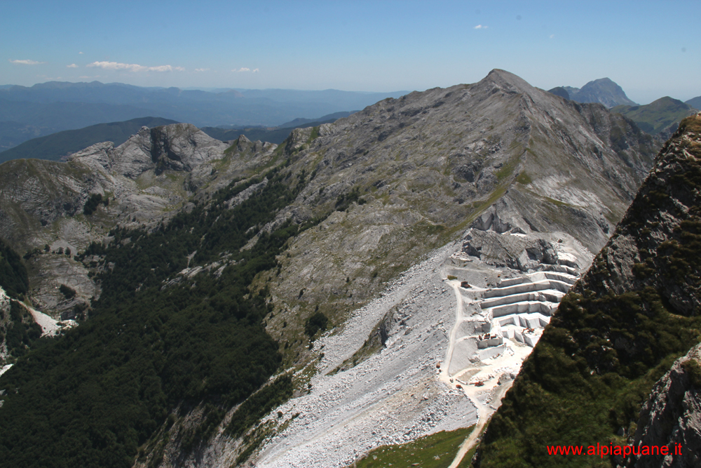 Veduta Monte Tambura e Passo della Focolaccia