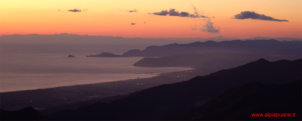 Monte Matanna, veduta del golfo di La Spezia con la Palmaria e il Tino